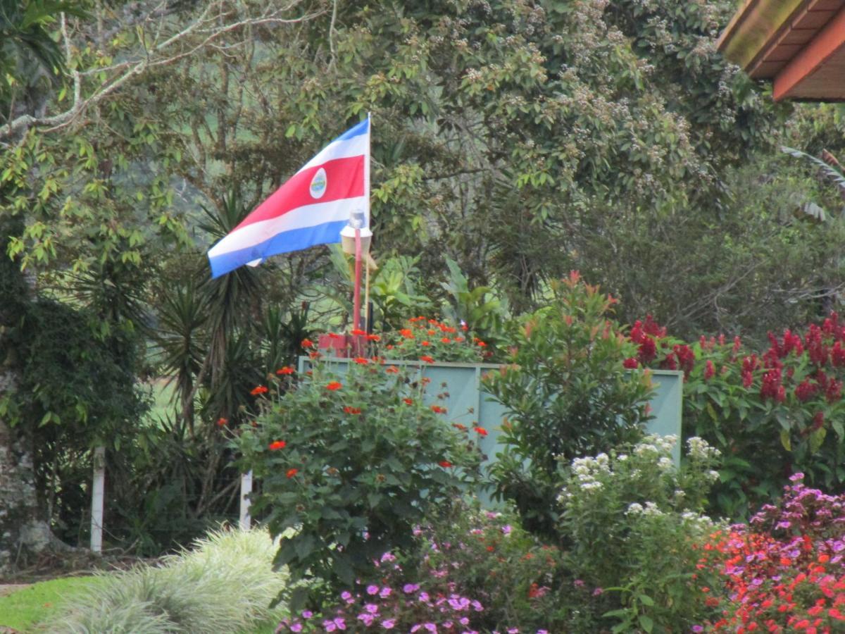 Casa Aquiares Lodge Posada Rural ตูร์เรียลบา ภายนอก รูปภาพ